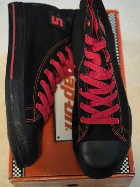 Snap-on Black High-Top Sneakers with Red Laces